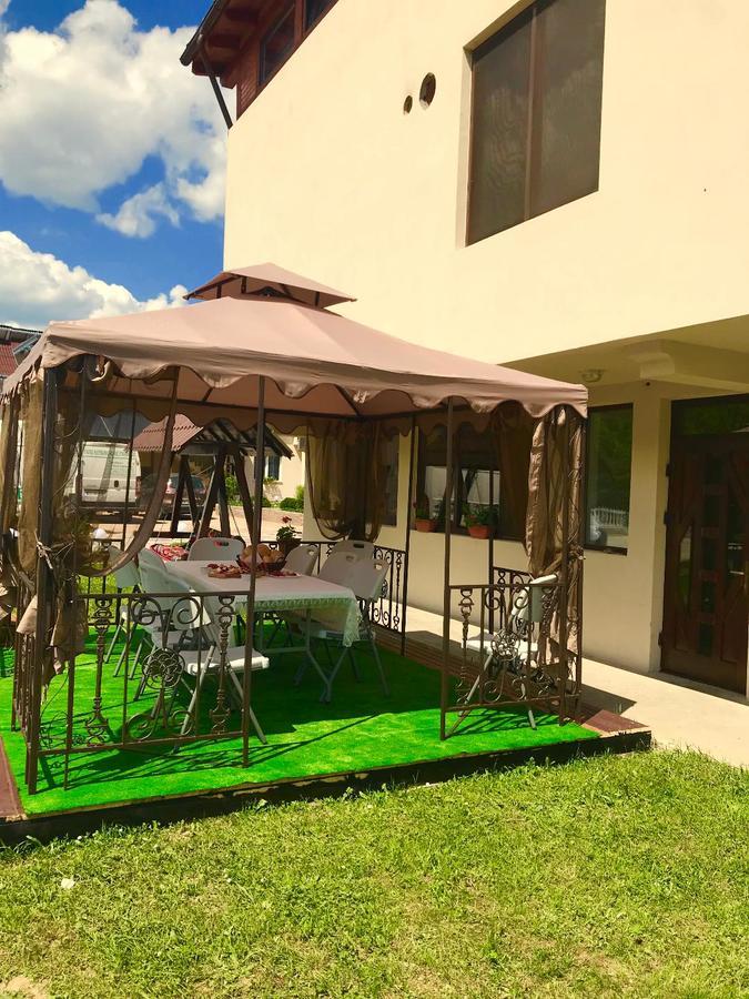 Ferienwohnung Eco-Tim Moisei Exterior foto